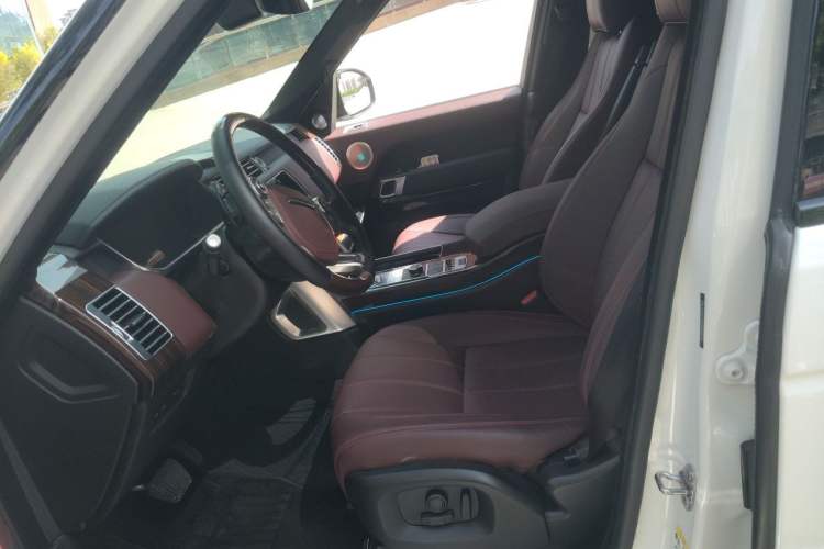 Used Land Rover Range 2017 3.0 SC V6 Vogue Left Front Seat