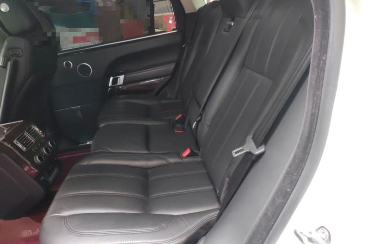 Used Land Rover Range 2017 3.0 SC V6 Vogue SE Long-Wheelbase Edition Left Rear Seat