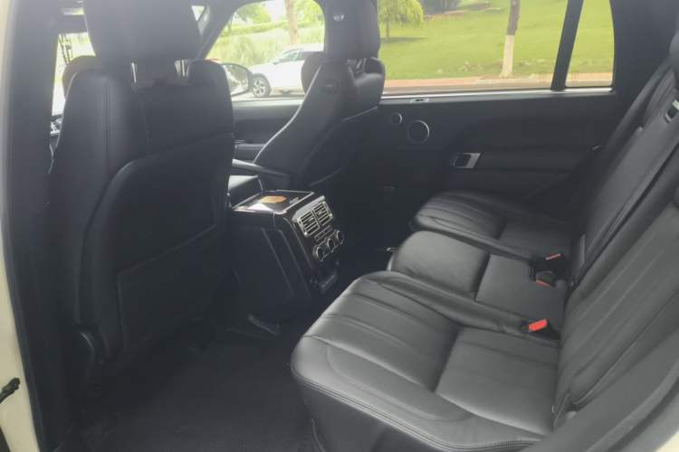 Used Land Rover Range 2017 3.0 SC V6 Vogue Extended Version Left Rear Seat