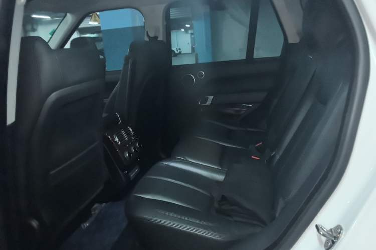 Used Land Rover Range  Left Rear Seat
