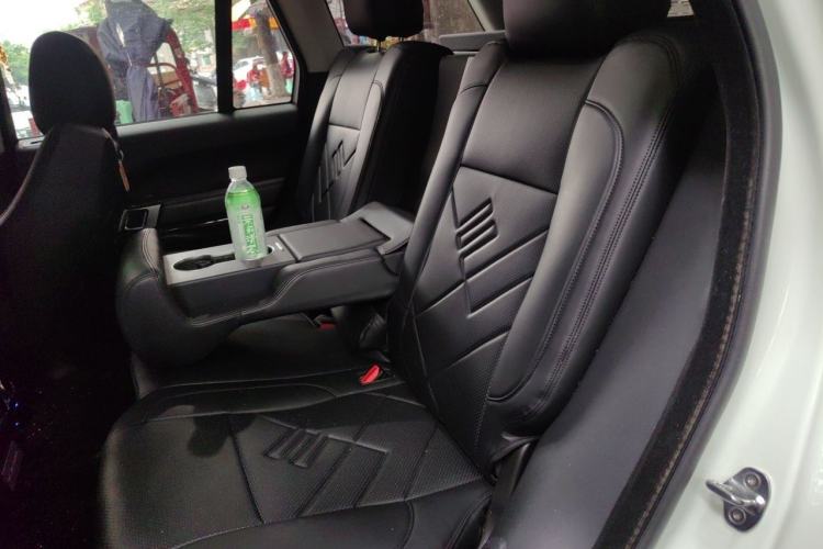 Used Land Rover Range  Left Rear Seat