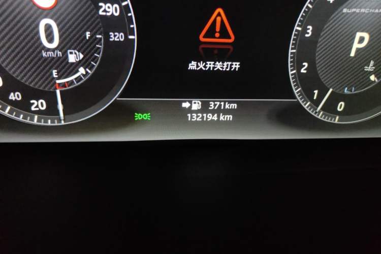Used Land Rover Range  Odometer Close Up