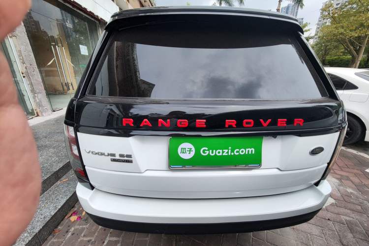 Used Land Rover Range 2017 3.0 SC V6 Vogue SE Long-Wheelbase Edition Rear