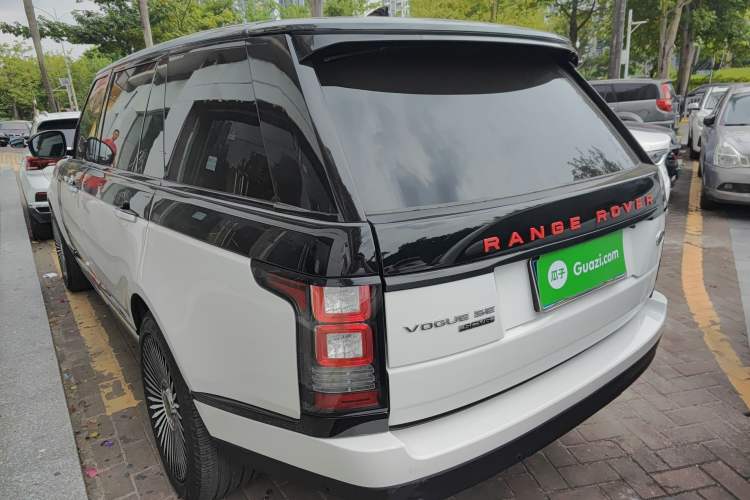 Used Land Rover Range 2017 3.0 SC V6 Vogue SE Long-Wheelbase Edition Rear Left 45 Deg