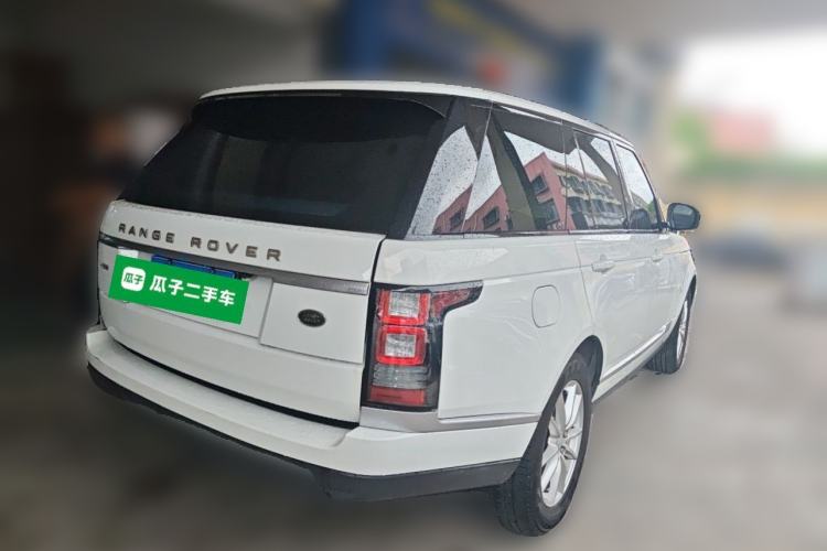 Used Land Rover Range  Rear Right 45 Deg