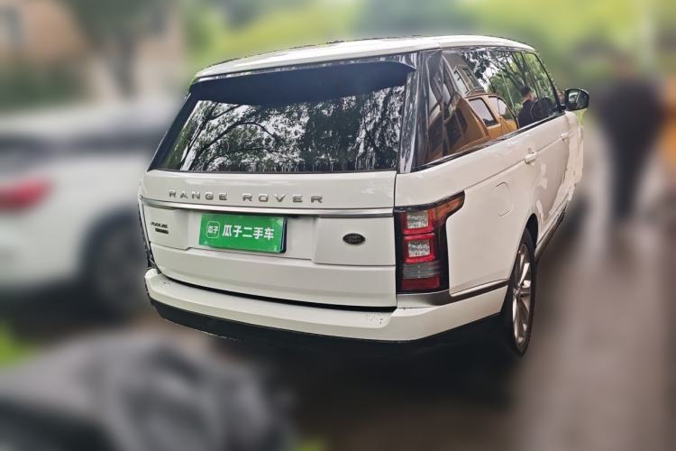 Used Land Rover Range 2017 3.0 SC V6 Vogue Extended Version Rear Right 45 Deg