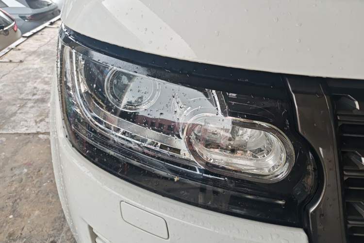 Used Land Rover Range  Right Front Headlight