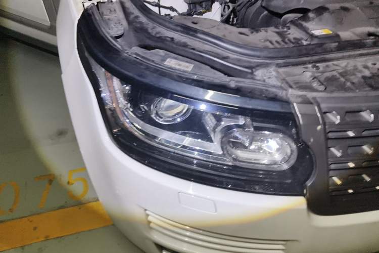 Used Land Rover Range  Right Front Headlight