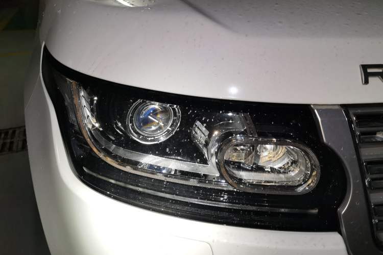 Used Land Rover Range  Right Front Headlight