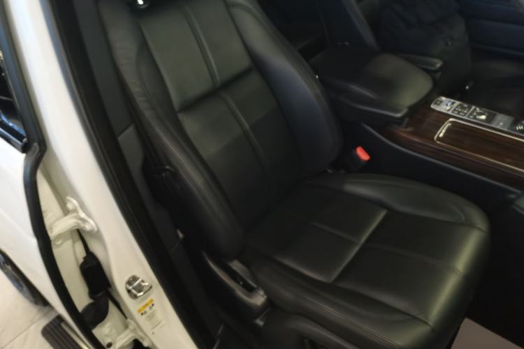 Used Land Rover Range 2017 3.0 SC V6 Vogue Right Front Seat