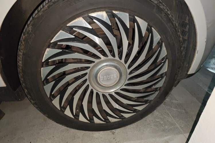 Used Land Rover Range  Right Front Wheel Hub