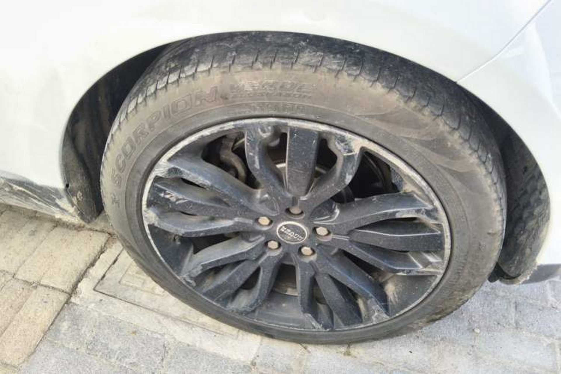 Used Land Rover Range  Right Front Wheel Hub