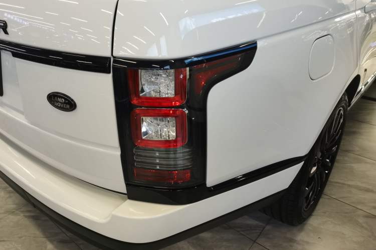 Used Land Rover Range 2017 3.0 SC V6 Vogue Right Rear Taillight