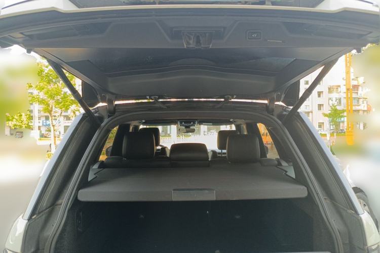 Used Land Rover Range  Trunk