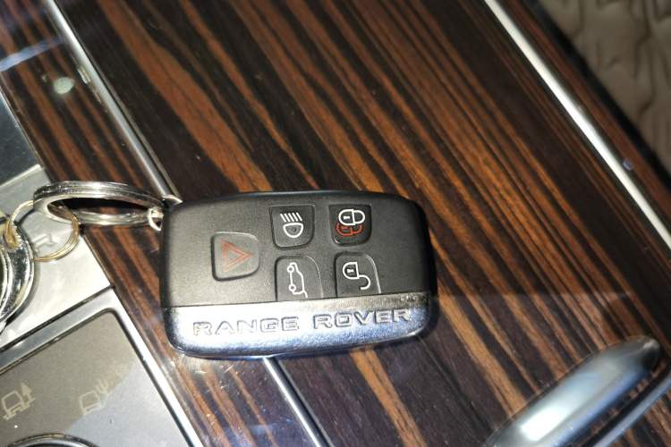 Used Land Rover Range  Vehicle Key