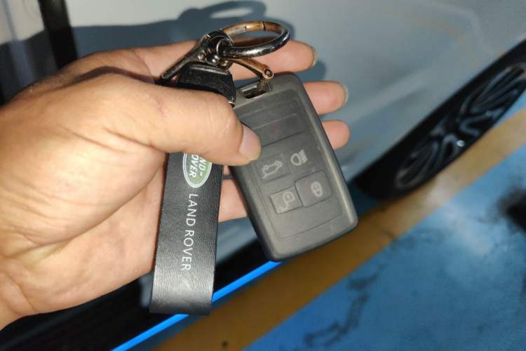 Used Land Rover Range  Vehicle Key