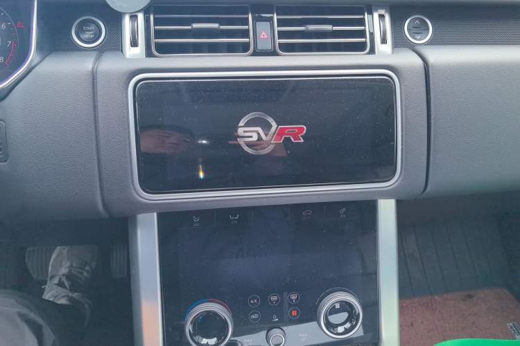 Used Land Rover Range 2018 3.0 SC V6 Grand Edition Audio And AC Panel