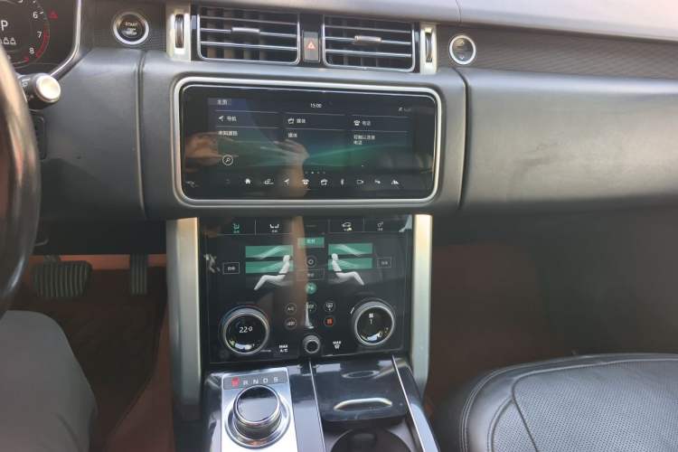 Used Land Rover Range  Audio And AC Panel