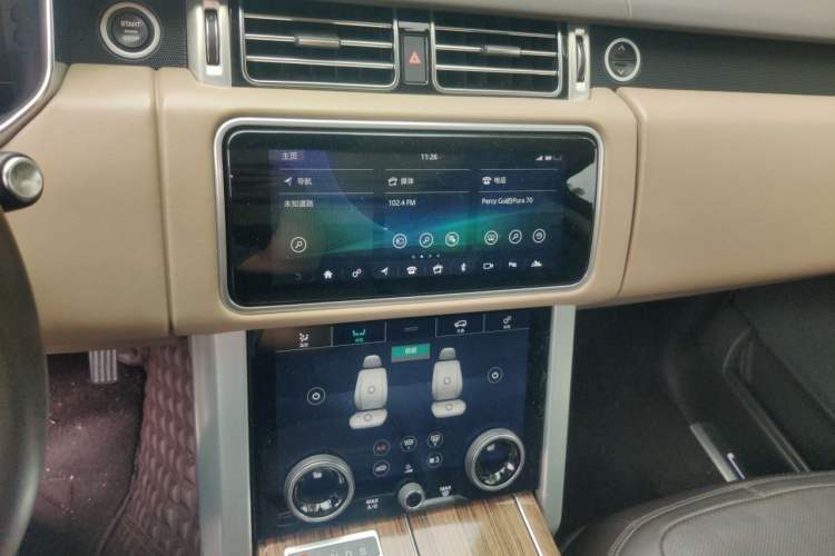 Used Land Rover Range 2018 3.0 SC V6 Vogue Extended-Length Model Audio And AC Panel
