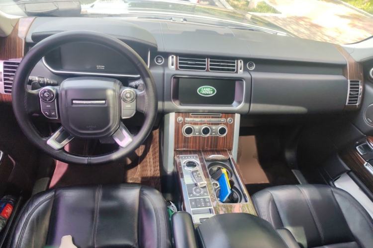 Used Land Rover Range  Center Console