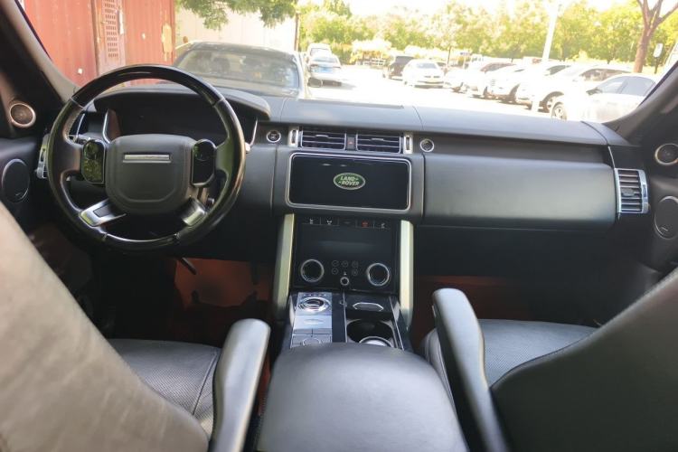 Used Land Rover Range  Center Console