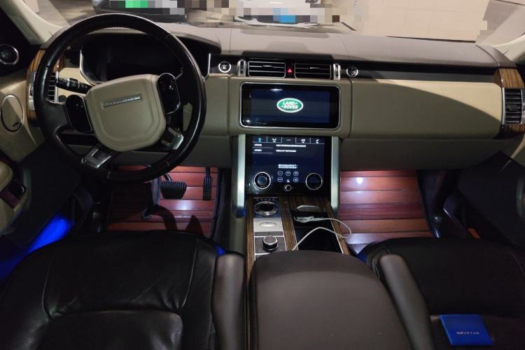 Used Land Rover Range 2018 3.0 SC V6 Vogue SE Long-Wheelbase Edition Center Console