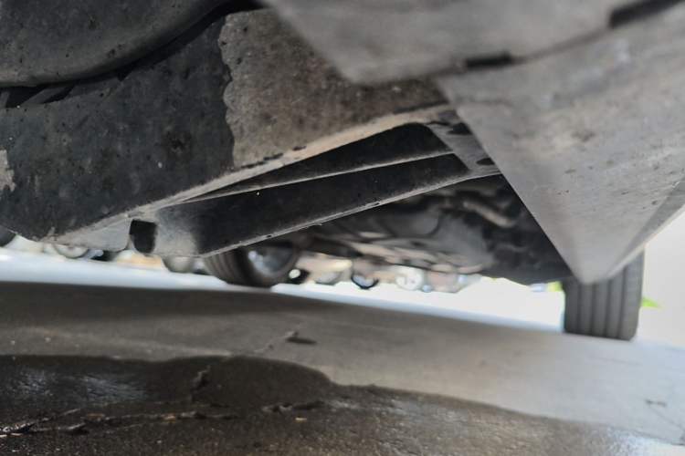 Used Land Rover Range  Chassis Front Left