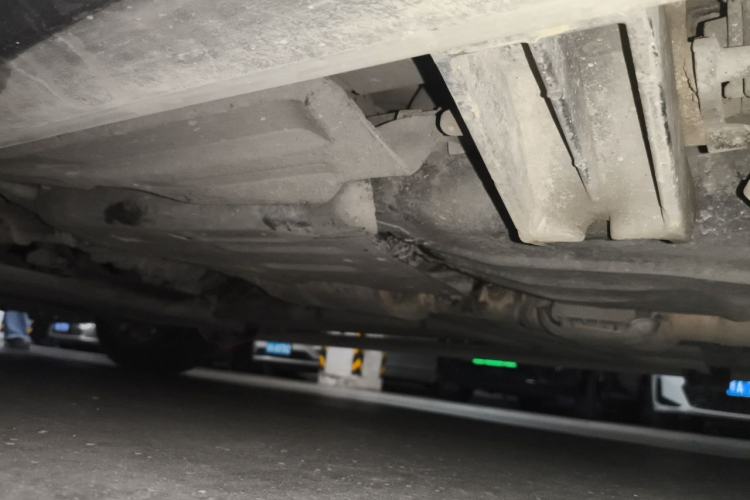 Used Land Rover Range  Chassis Rear Left