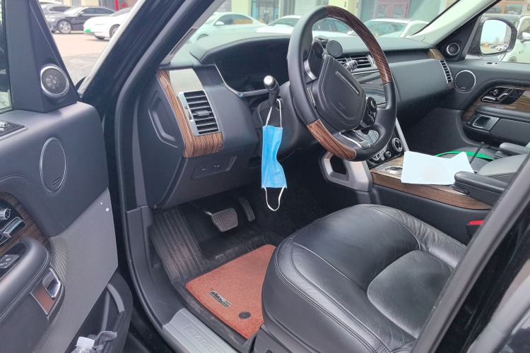 Used Land Rover Range 2018 3.0 SC V6 Grand Edition Driver Seat