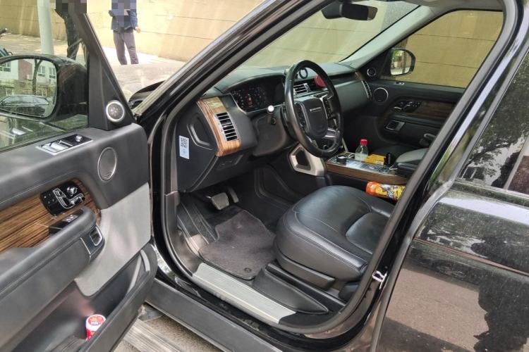 Used Land Rover Range 2018 3.0 SC V6 Vogue Legacy Edition Driver Seat