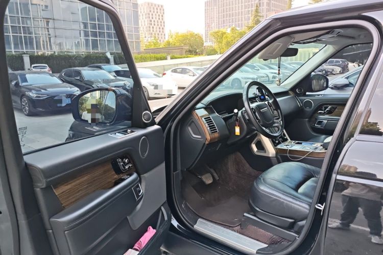 Used Land Rover Range 2018 3.0 SC V6 Vogue Legacy Edition Driver Seat
