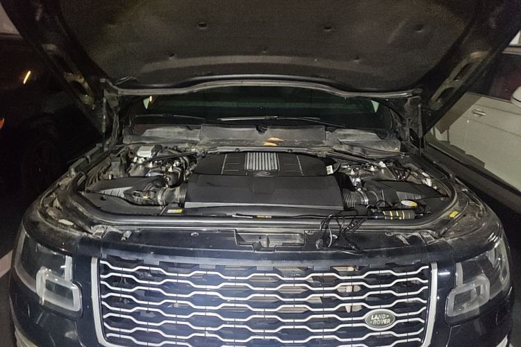 Used Land Rover Range 2018 3.0 SC V6 Vogue Extended-Length Model Engine Bay