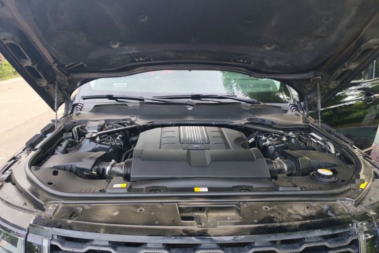 Used Land Rover Range 2018 3.0 SC V6 Vogue Legacy Edition Engine Bay