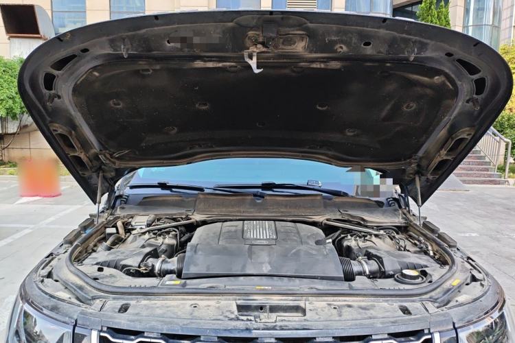 Used Land Rover Range 2018 3.0 SC V6 Vogue Legacy Edition Engine Bay