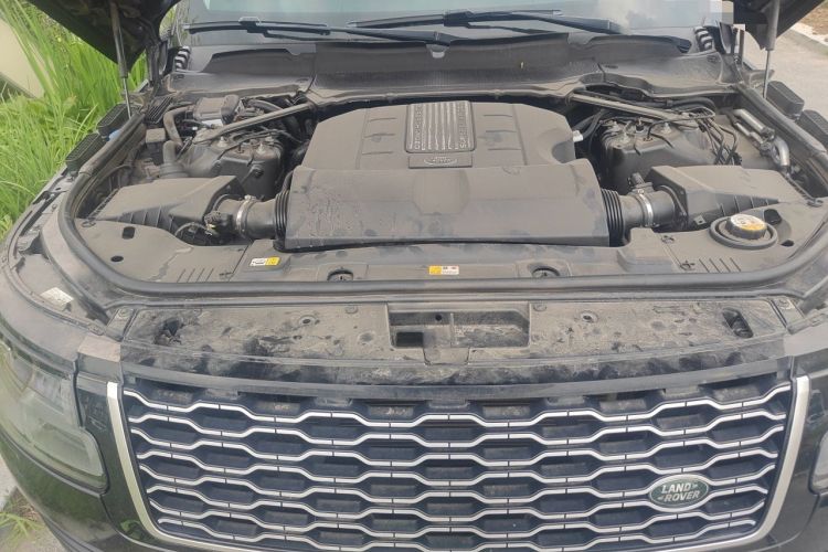 Used Land Rover Range 2018 3.0 SC V6 Vogue Legacy Edition Engine Bay