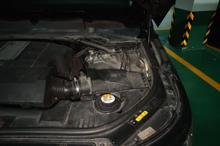 Used Land Rover Range 2018 3.0 SC V6 Grand Edition Engine Bay Left