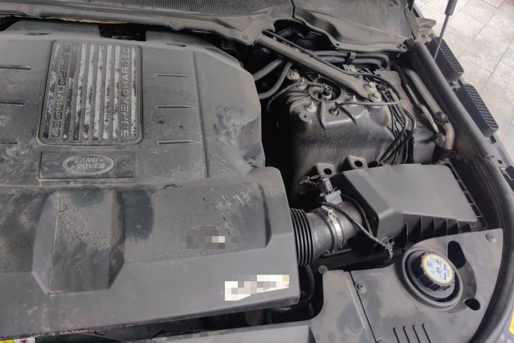 Used Land Rover Range  Engine Bay Left