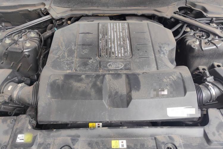 Used Land Rover Range  Engine Bay