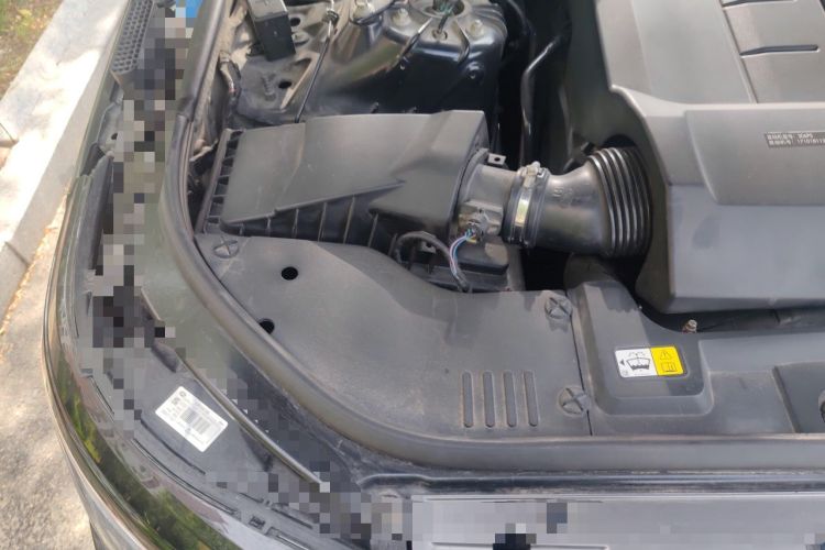 Used Land Rover Range  Engine Bay Right
