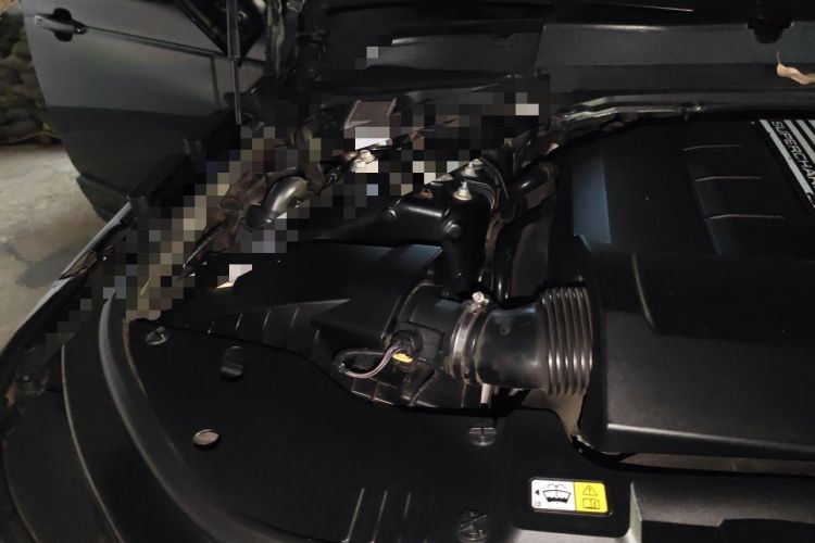 Used Land Rover Range 2018 3.0 SC V6 Vogue Extended-Length Model Engine Bay Right