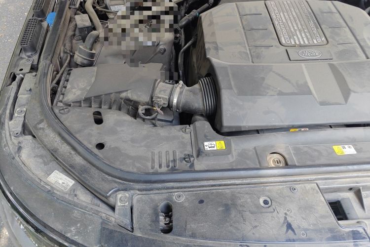 Used Land Rover Range 2018 3.0 SC V6 Vogue Extended-Length Model Engine Bay Right