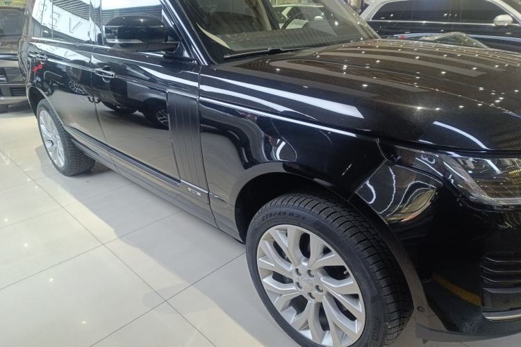Used Land Rover Range 2018 3.0 SC V6 Vogue SE Long-Wheelbase Edition Exterior 2