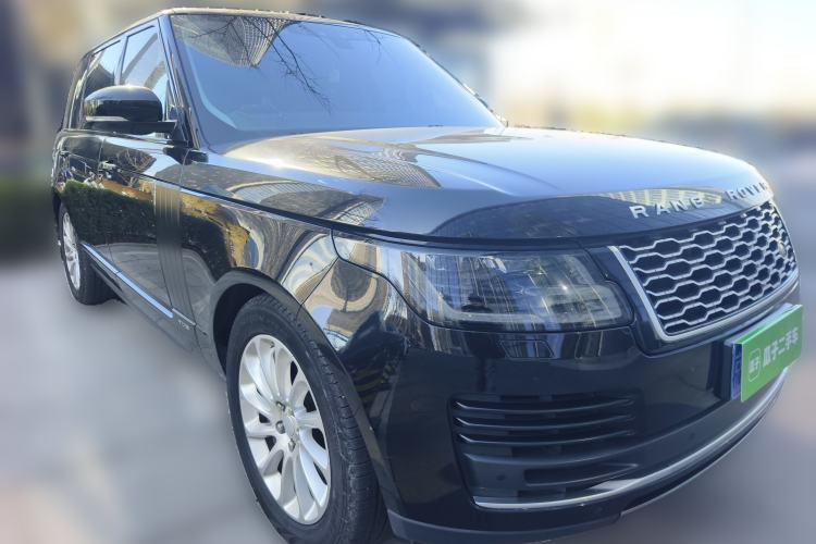 Used Land Rover Range 2018 3.0 SC V6 Vogue Extended-Length Model Exterior 2