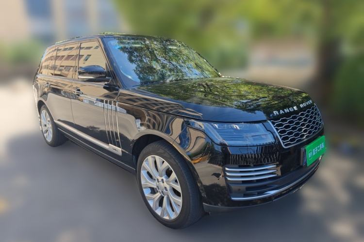 Used Land Rover Range 2018 3.0 SC V6 Vogue SE Long-Wheelbase Edition Front Right 45 Deg