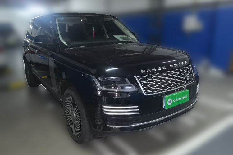 Used Land Rover Range 2018 3.0 SC V6 Vogue Extended-Length Model Front Right 45 Deg