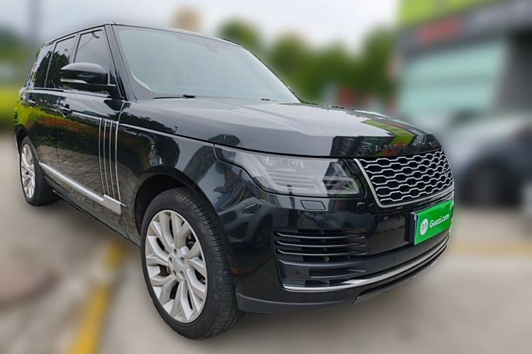 Used Land Rover Range 2018 3.0 SC V6 Vogue SE Long-Wheelbase Edition Front Right 45 Deg