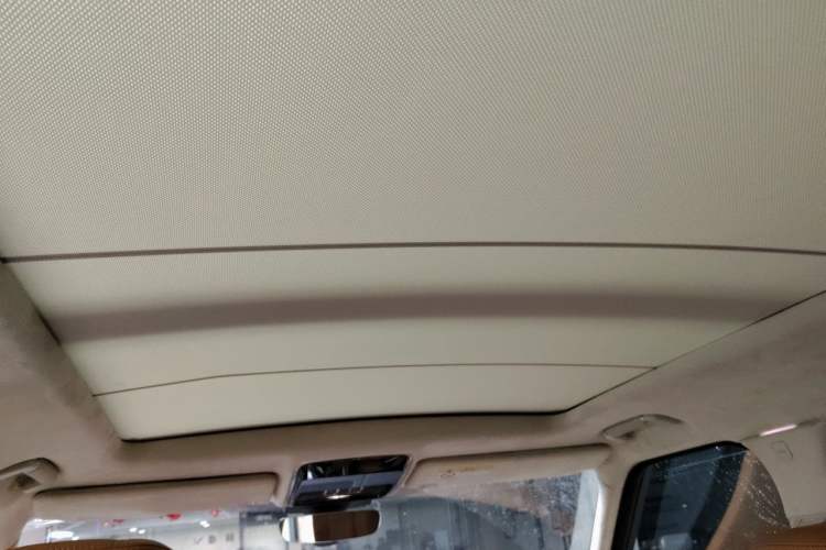 Used Land Rover Range 2018 3.0 SC V6 AB Prestige Extended Edition Headliner