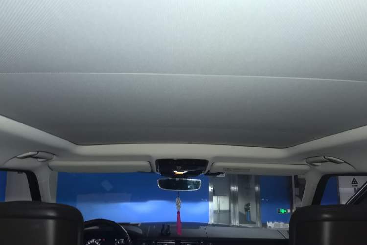 Used Land Rover Range 2018 3.0 SC V6 Vogue Extended-Length Model Headliner
