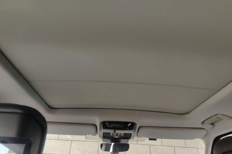 Used Land Rover Range  Headliner