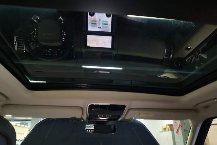 Used Land Rover Range 2018 3.0 SC V6 Vogue Extended-Length Model Headliner